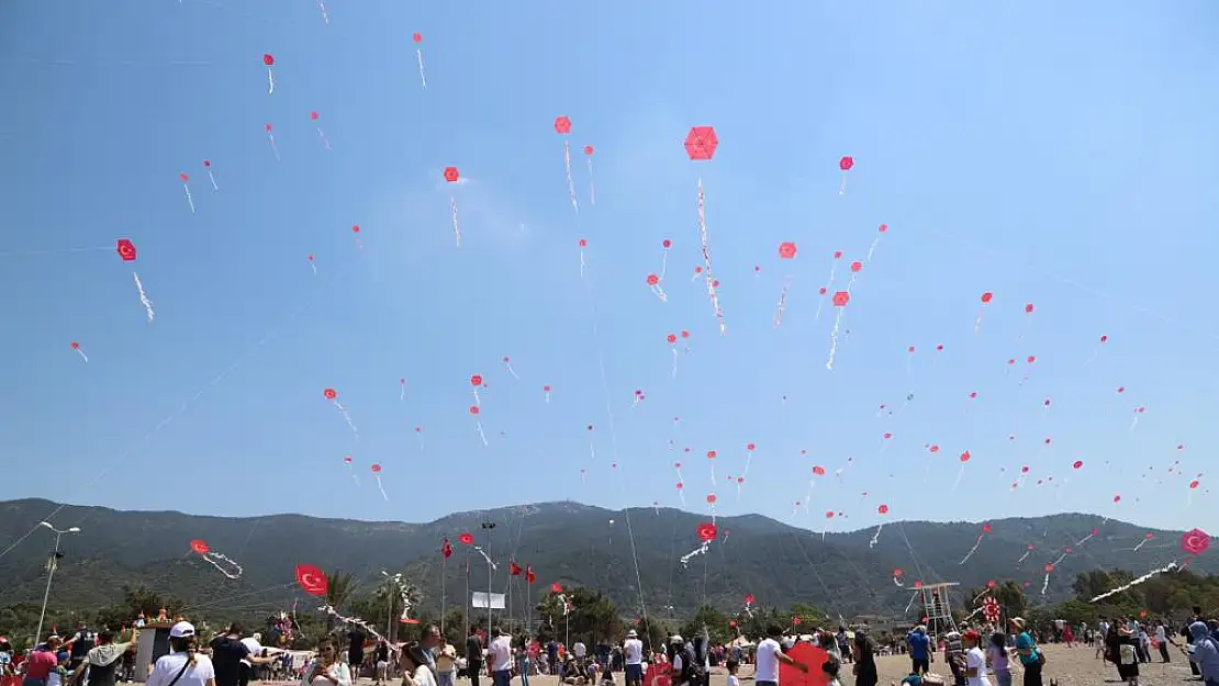 Menderes Semaları Rengarenk Olacak