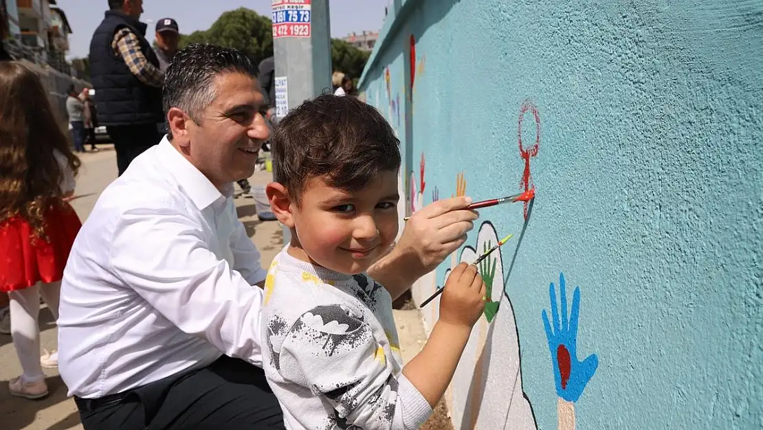 Menderes'te minik eller, büyük hayaller çizdi