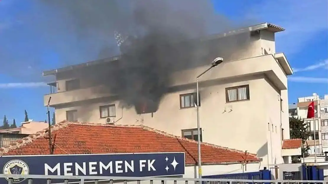 Menemen FK Kulüp Binasında yangın çıktı!