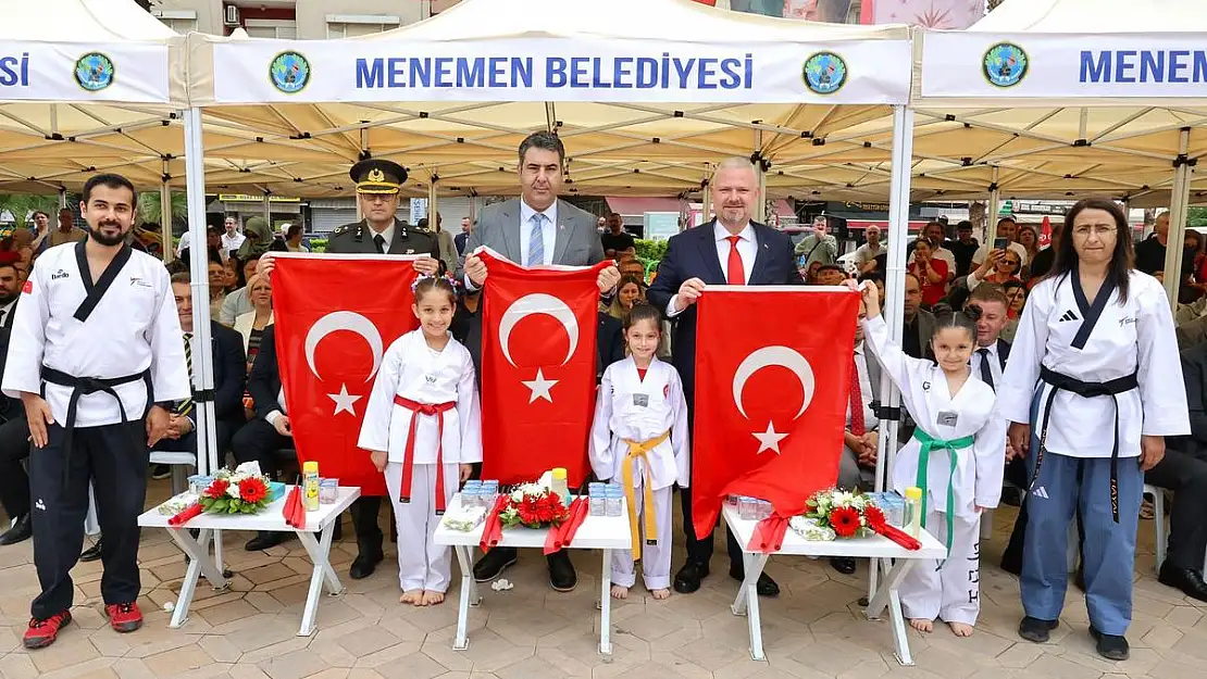 Menemen’de 19 mayıs coşkusu yaşandı