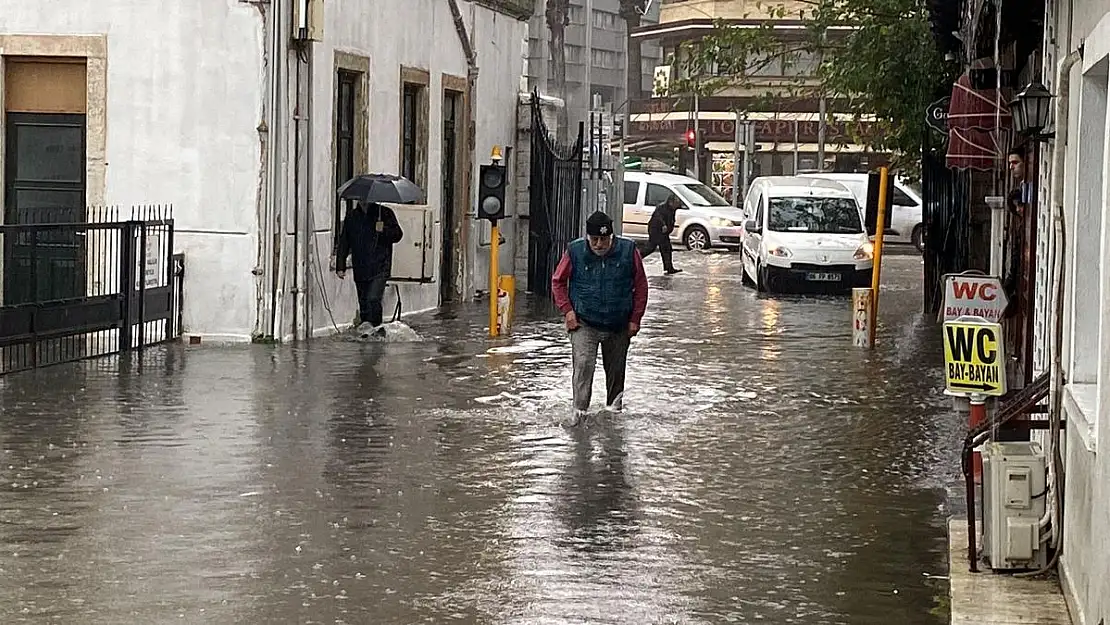 Meteroloji'den İzmir için turuncu kodlu uyarı