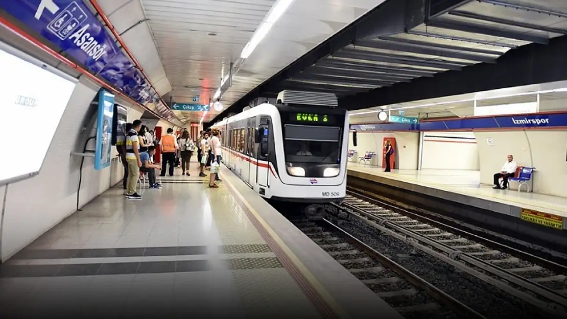 Metroda intihar girişimi! Seferler durduruldu