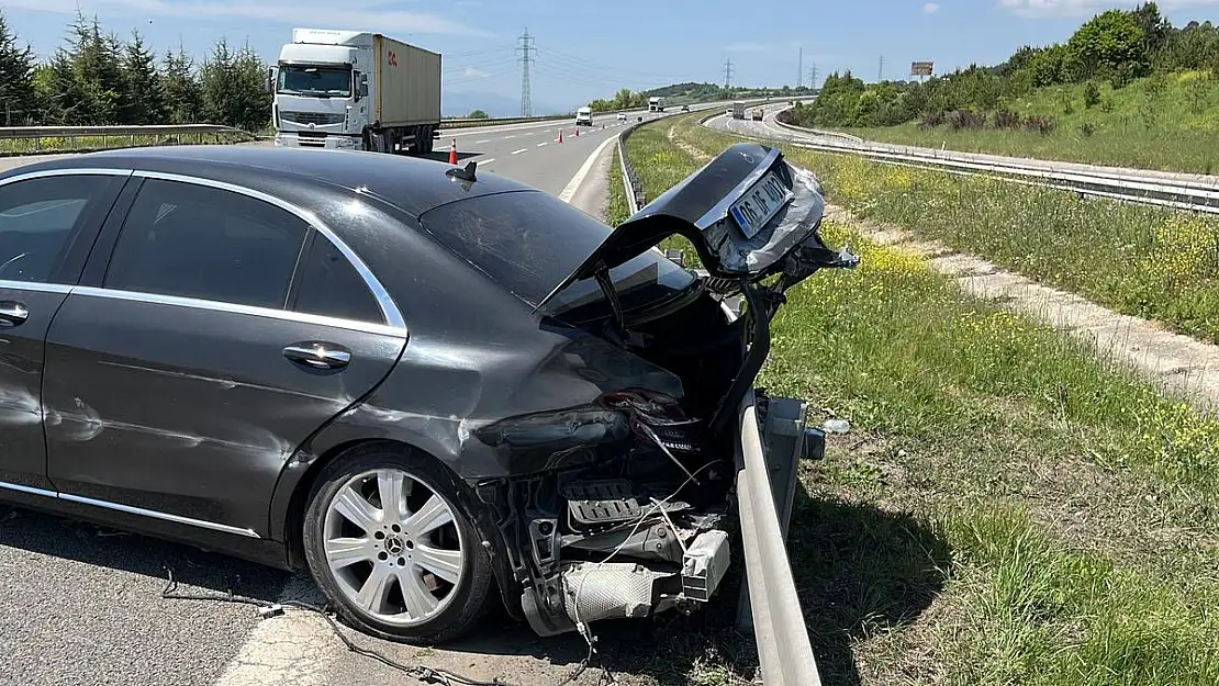 Milli Eğitim Bakanı'nın makam aracı kaza yaptı