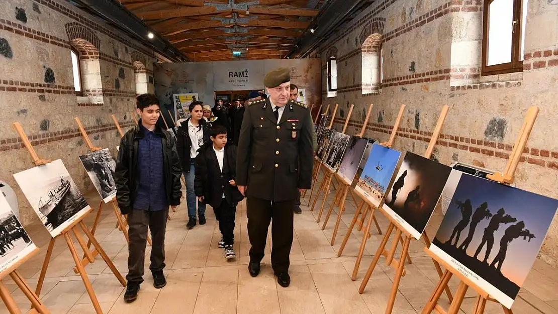 Milli Savunma Bakanlığı’ndan 100'üncü yıla özel fotoğraf sergisi