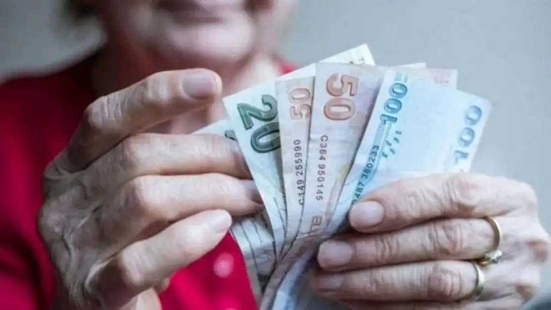 Milyonlarca emekli için kritik tarih: Yeni maaşlar netleşiyor