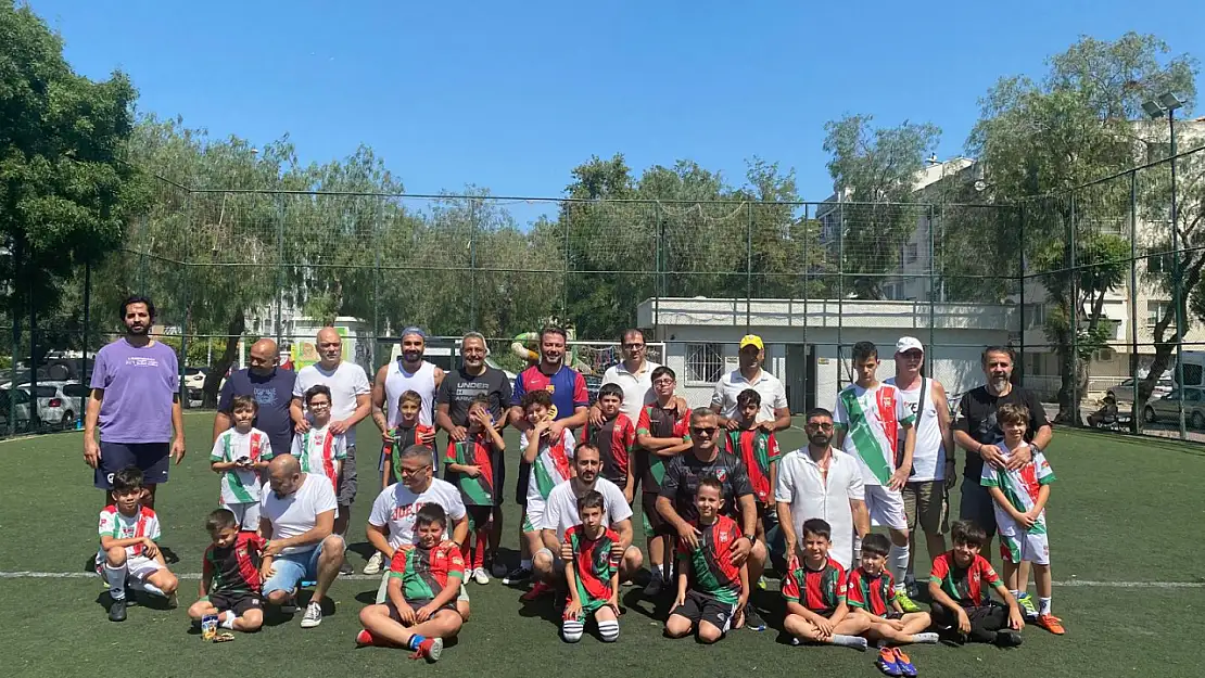 Minik Bostanlısporlulardan Babalar Günü'ne gol hediyesi