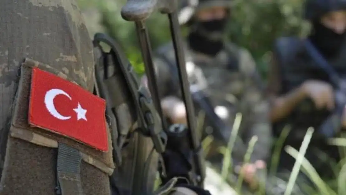 MSB: Zeytin Dalı ve Fırat Kalkanı bölgelerinde saldırı hazırlığındaki 11 PKK-YPG’li terörist etkisiz hâle getirildi