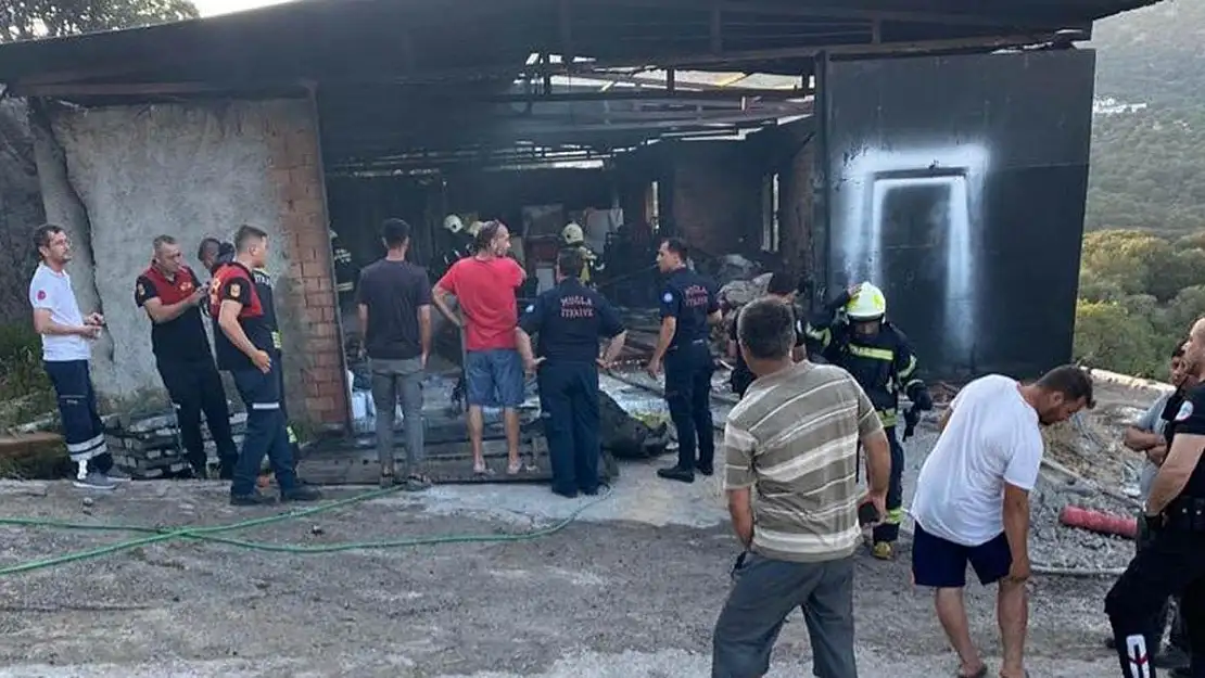 Muğla’nın Bodrum ilçesinde bir şantiyenin deposunda patlama yaşandı