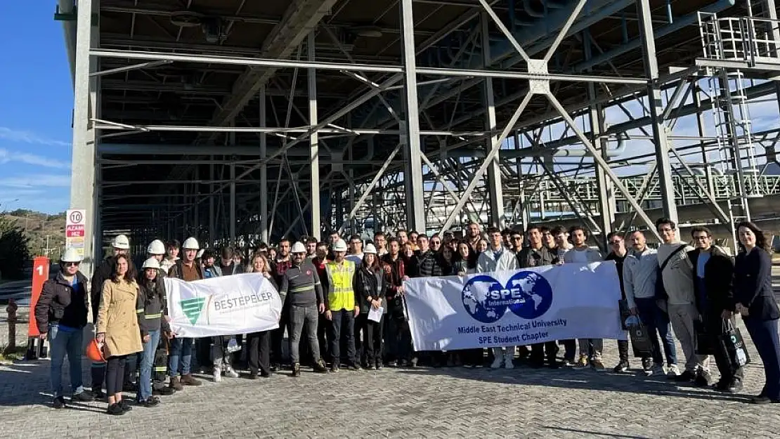 Mühendis adayları, jeotermal santrallerini yerinde inceleme fırsatı buldu