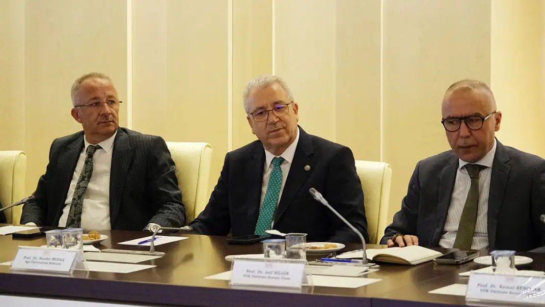 Mühendislik öğrencilerine burs ve iş garantisi