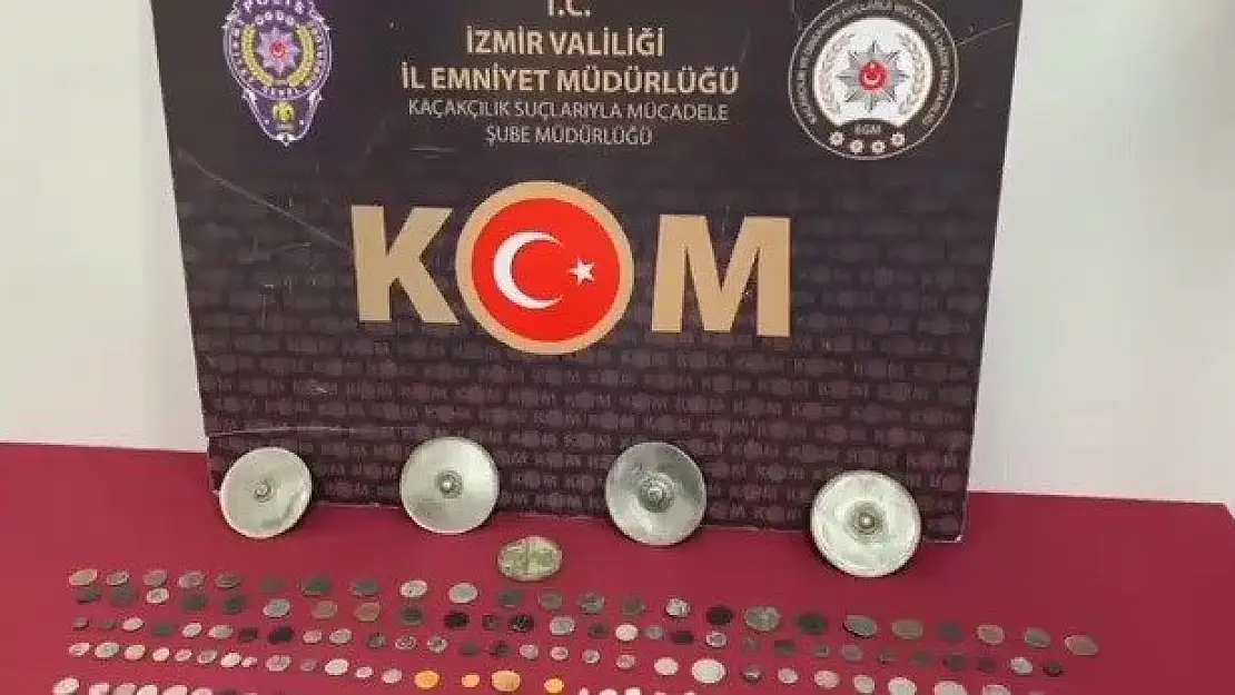 Müzayedede satamadan kıskıvrak yakalandılar