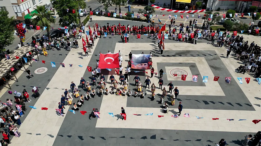Narlıdere meydanlara sığmadı