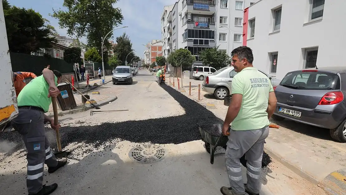 Narlıdere'de asfalt mesaisi   