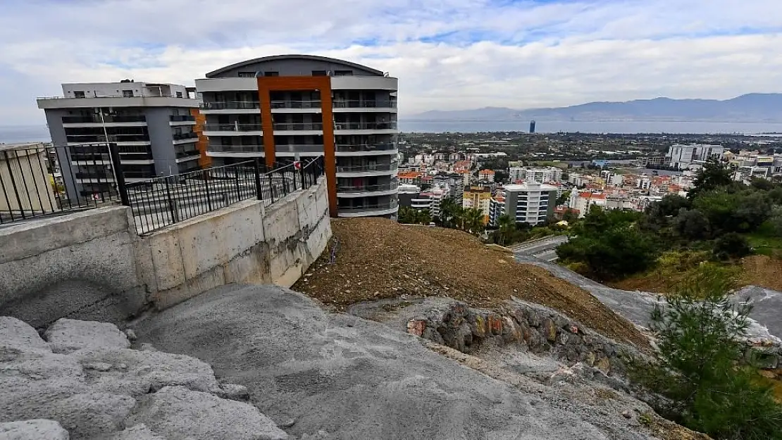 Narlıdere’de çöken duvara çözüm