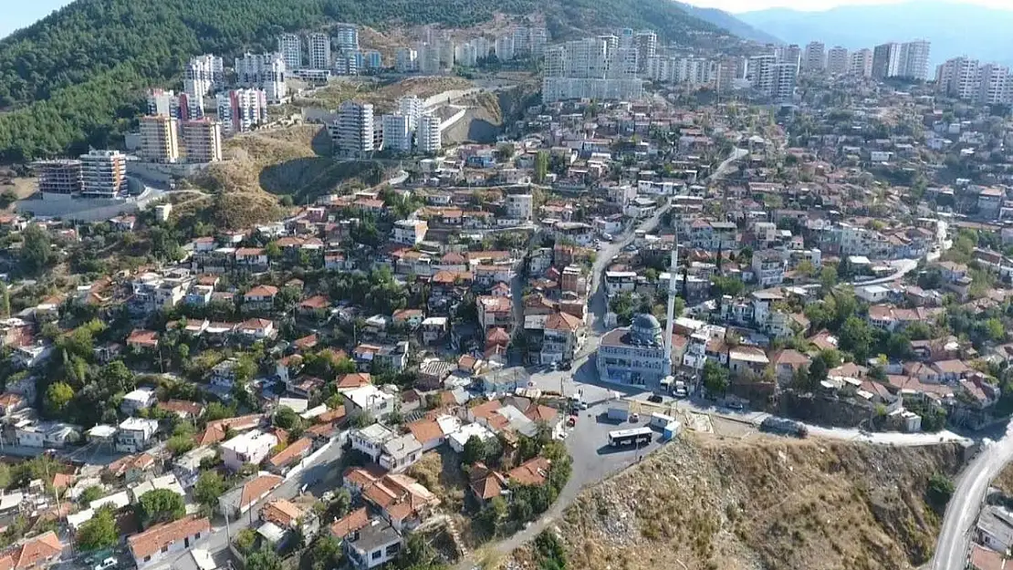 ‘Narlıdere'de hizmet sadece zenginlere var’