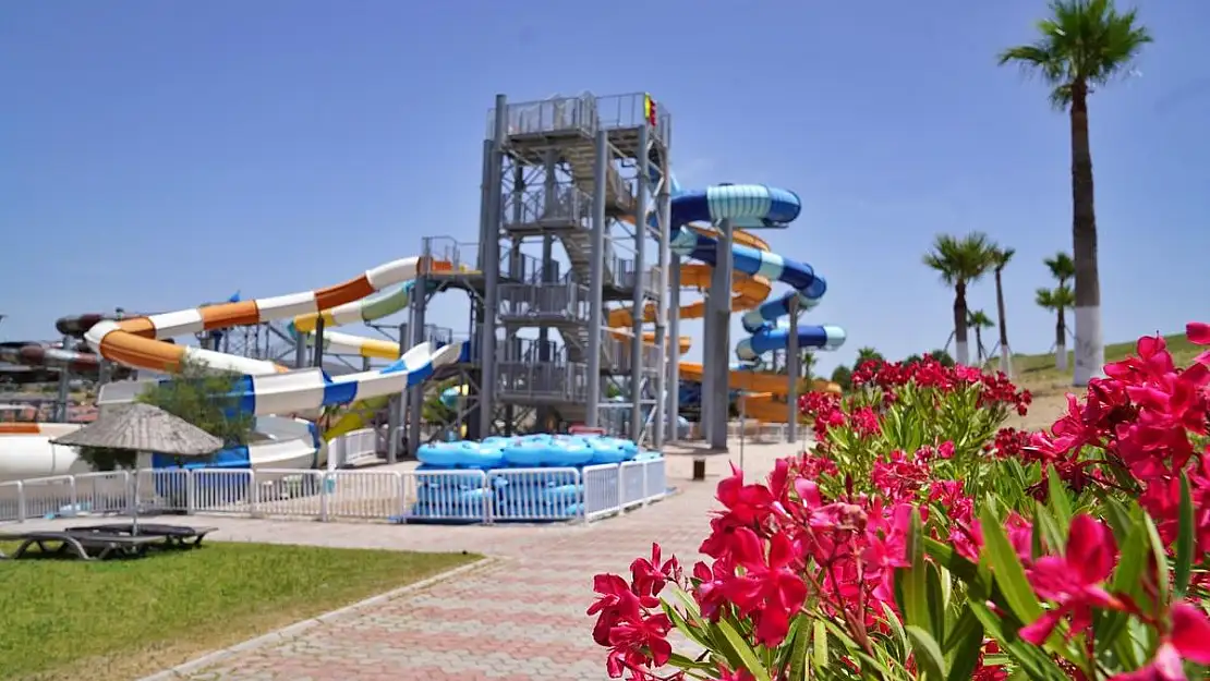 Oasis Aquapark tatile hazır