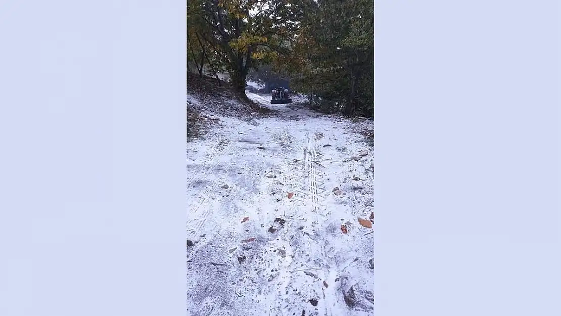 Ödemiş Bozdağ’a yılın ilk karı düştü!