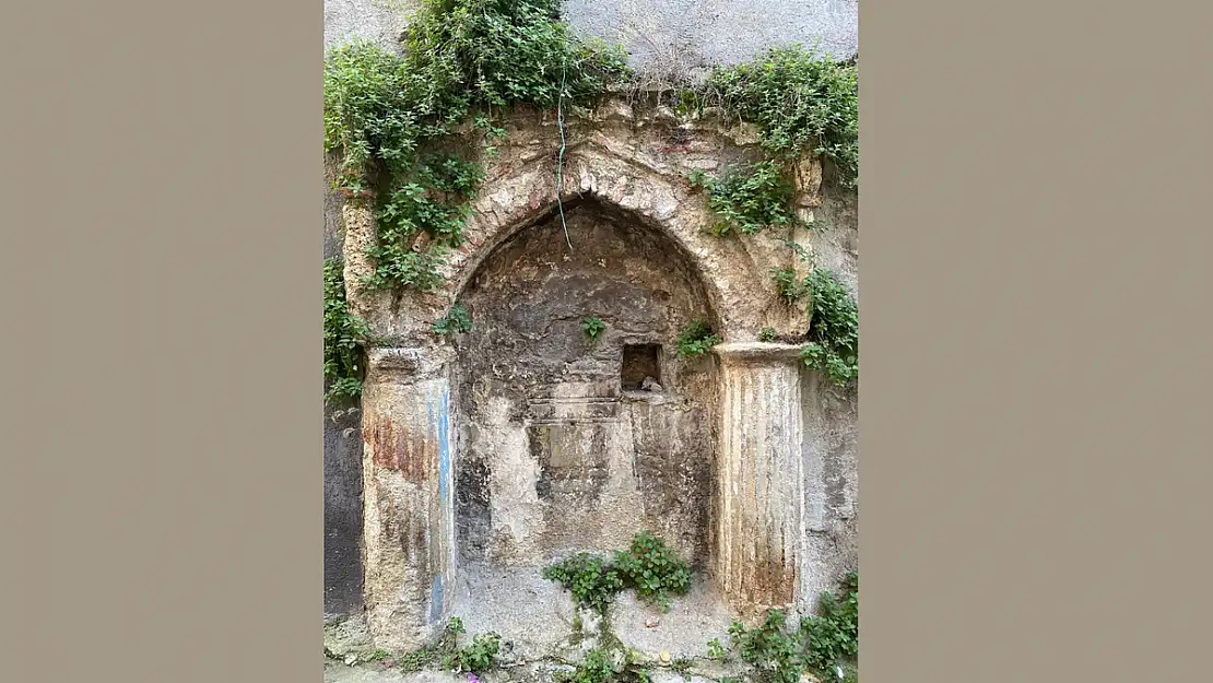 Öğrenciler tarihi çeşmelere yeniden hayat veriyor