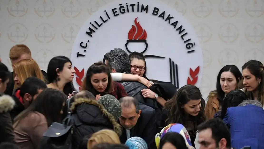 Öğretmenlerin dikkatine! İl dışı atama sonuçları açıklandı