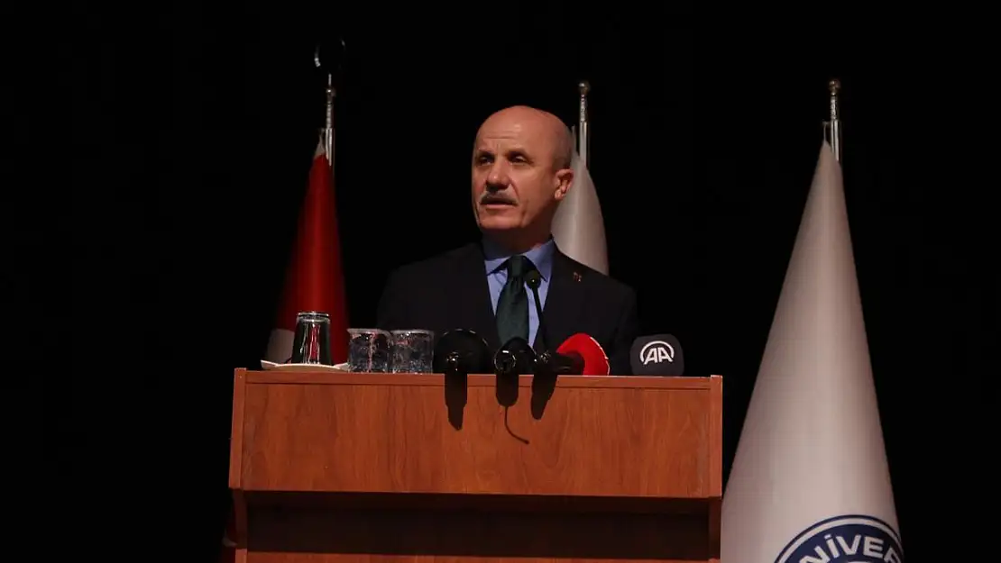 Prof. Dr. Özvar: Hibrit öğretimi değerlendireceğiz