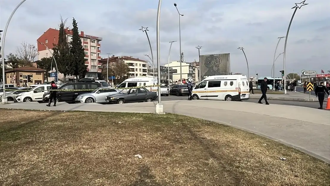 Park halindeki minibüste gizemli ölüm: Soruşturma başlatıldı!