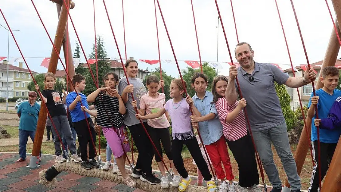 Paşakent Mahallesi'ne çocuk parkı  açıldı