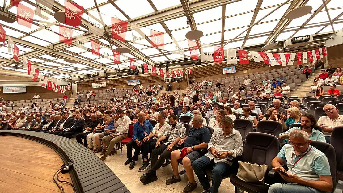 Polat'tan 'tüzük' çıkışı: Önseçim kalıcı olacak, kongreler üyeler ile yapılacak!