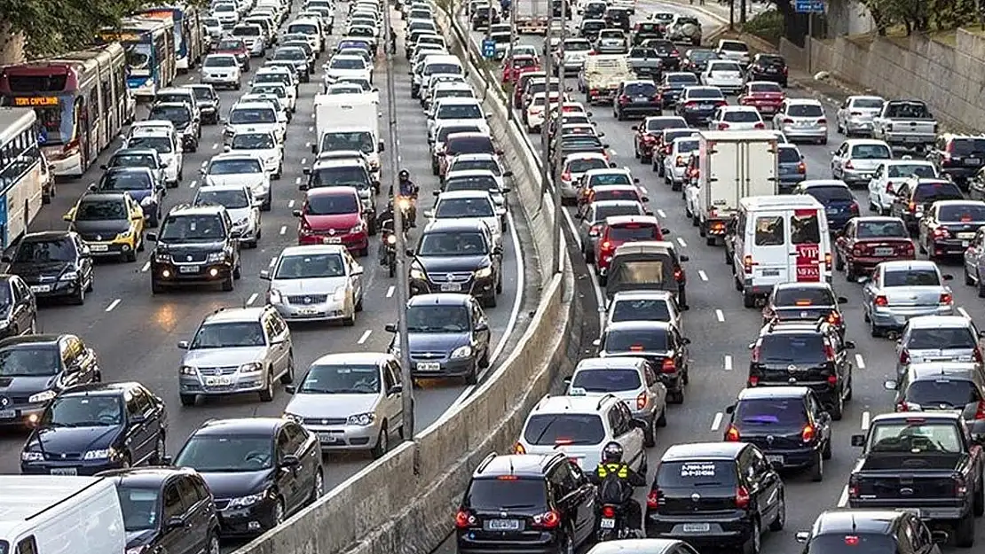 Polislerden Yoğun Trafik Denetimi: Araçlardaki Bu Değişikliklere Dikkat!