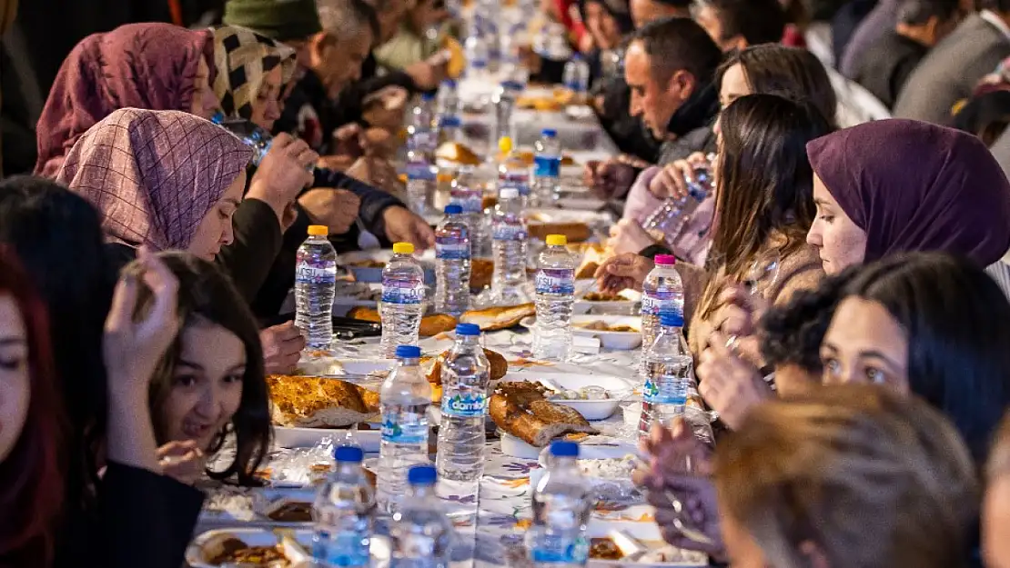 Ramazan'da 30 İlçede iftar sofrası | Takvim belli oldu