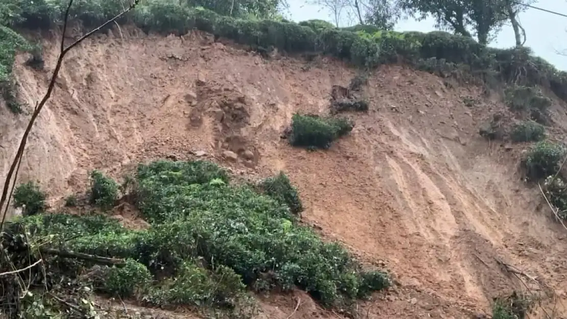 Rize'de heyelan alarmı: Hangi yollar kapandı?