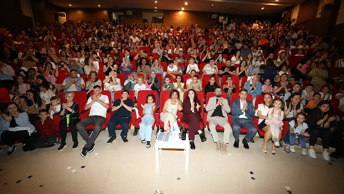 Sadece Menderes izledi ama herkes duymalı