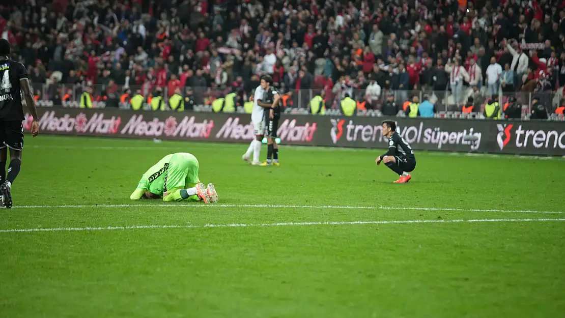 Samsunspor kazandı, Sivasspor Süper Lig'e veda etti