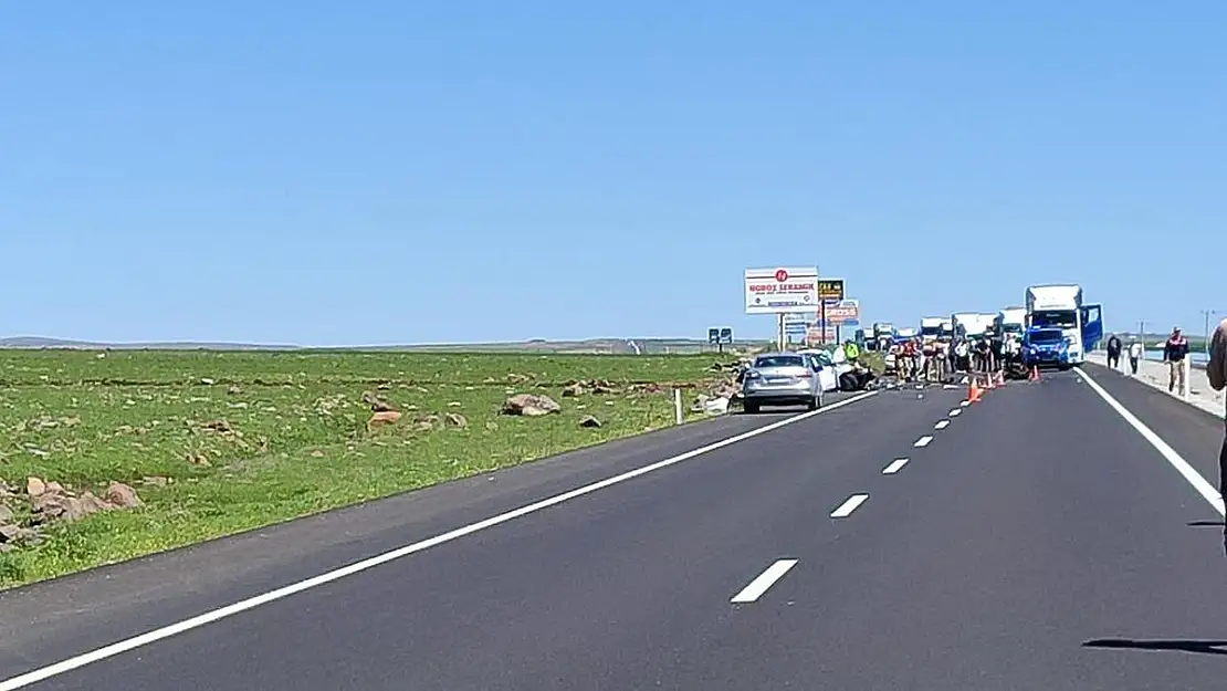 Şanlıurfa’da korkunç kaza: 2 ölü, 6 yaralı