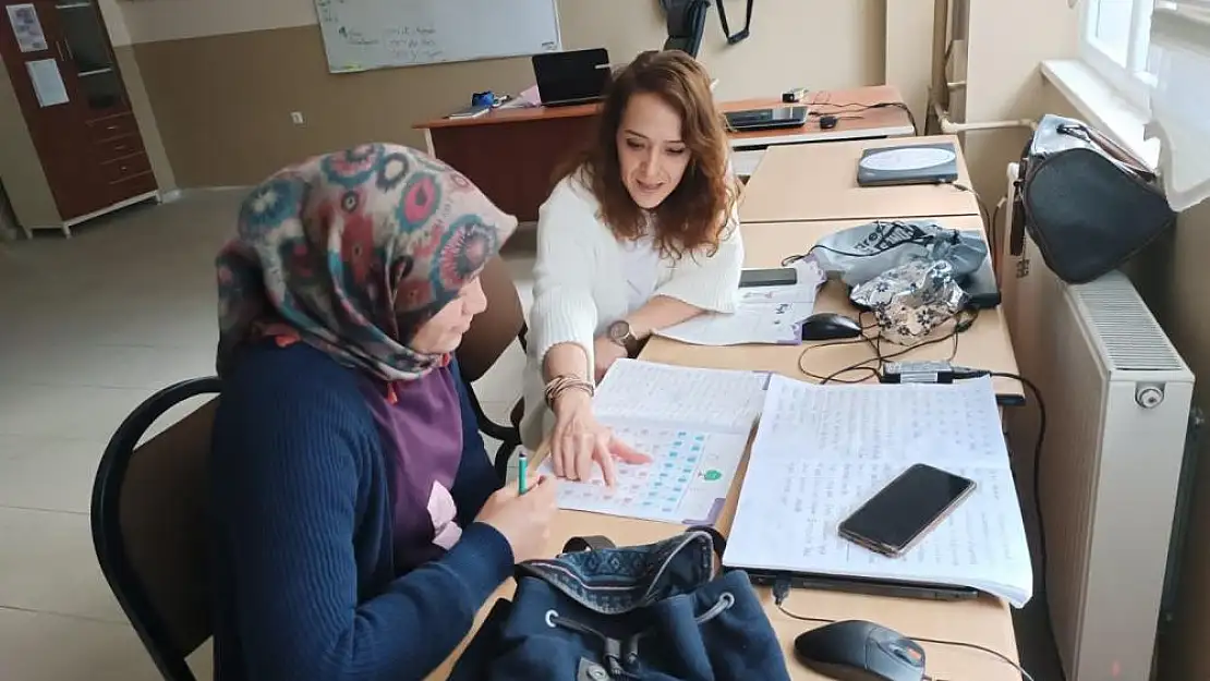 Sarıgöl’de okuma yazma bilmeyen kalmayana kadar kurs açılacak