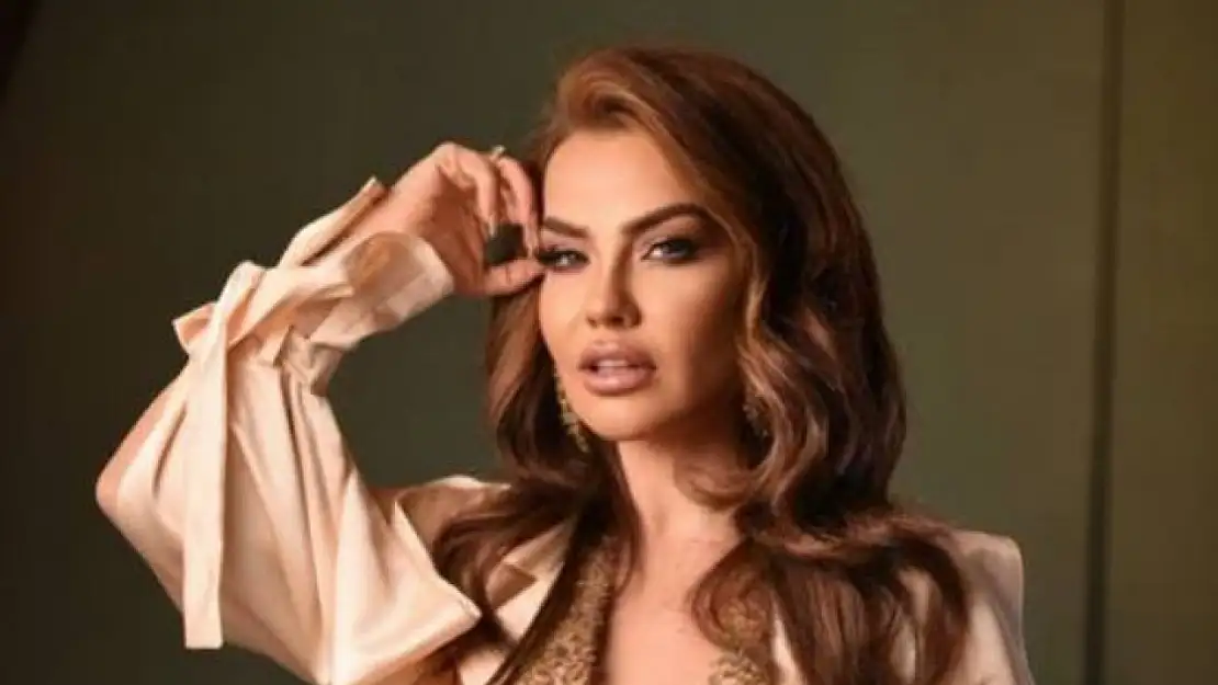 Şarkıcı Lara'dan İran'dan çağrı: 'Durum çok kritik'