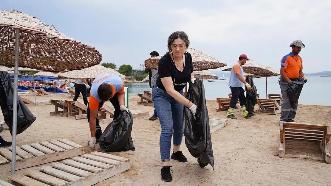 Seferihisar Akkum plajı temizlendi