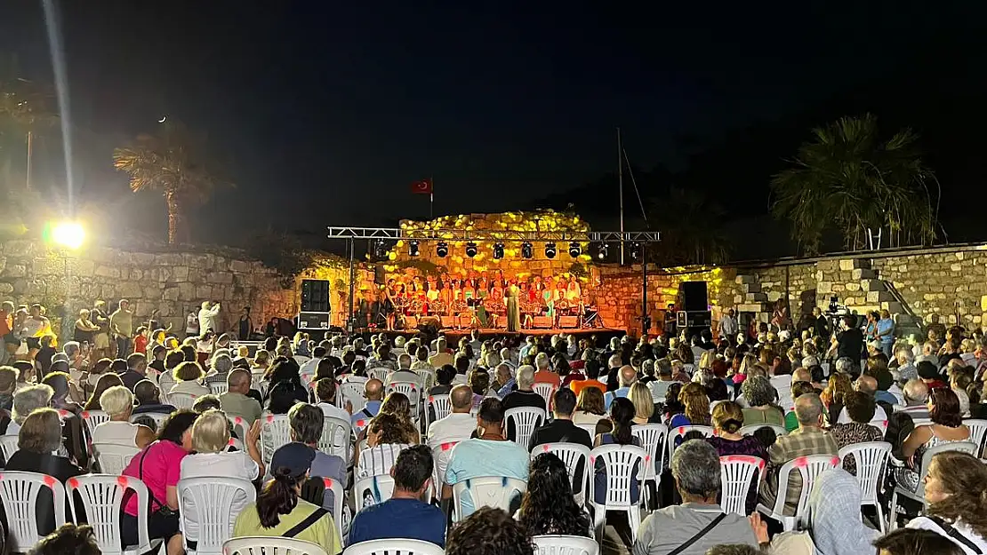 Seferihisar’da Dillerdeki Nağmeler konseri