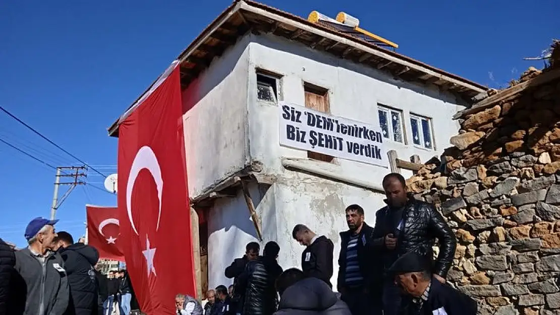 Şehidin köyünde teröre tepki