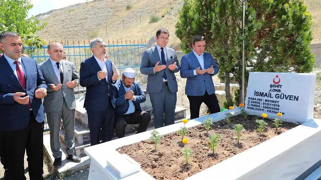 Şehit Güven’e bayrak asma merasimi düzenlendi