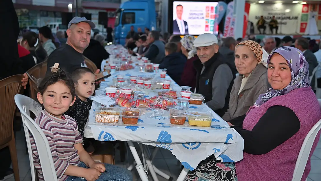 Selendi'de birlik ve beraberlik iftarı