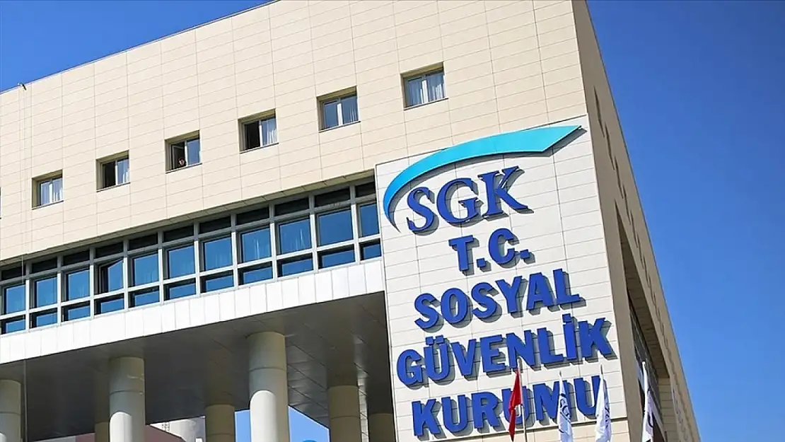 SGK çocuk emzirme ile ilgili açıklama yaptı: Sosyal medyadan duyurdu