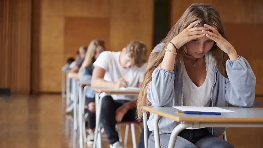 Sınav döneminde aileler çocuklara nasıl destek olmalı?
