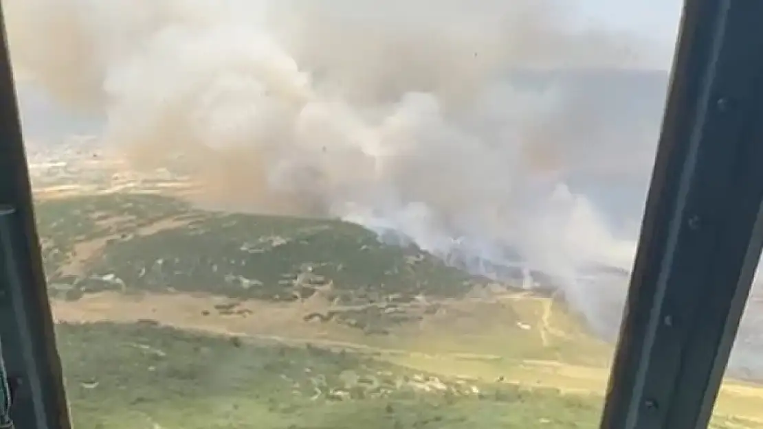 Son Dakika! Foça'da yangın ormana sıçradı