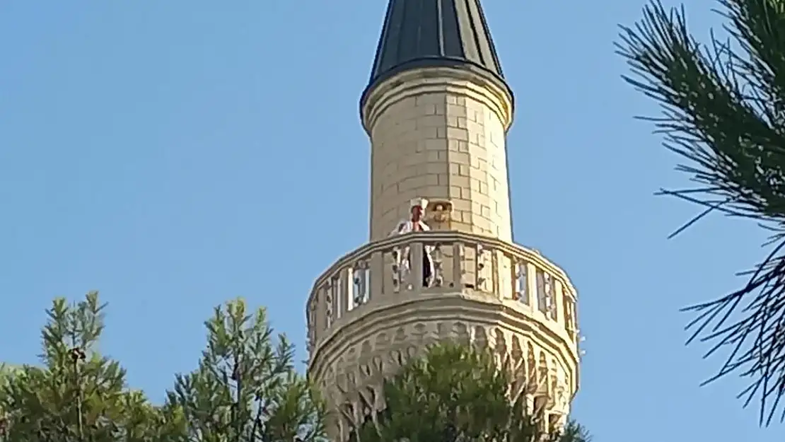 Son dakika… Hocazade Camii’nde intihar girişimi