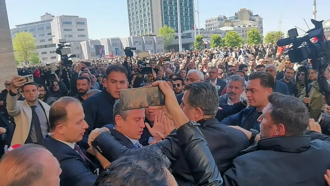 Son dakika! Özgür Özel'e saldırı gerçekleşti!