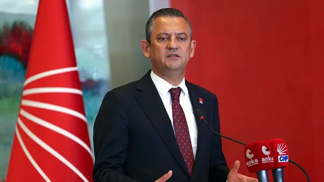 Son dakika! Özgür Özel Grup Toplantısı'nda: Ferdi Zeyrek'e söz verdi!