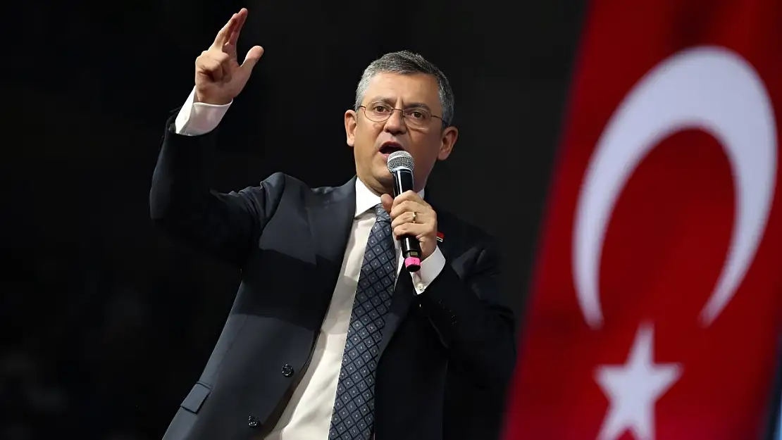 Son dakika! Özgür Özel Sosyalist Enternasyonal buluşmasında konuşuyor