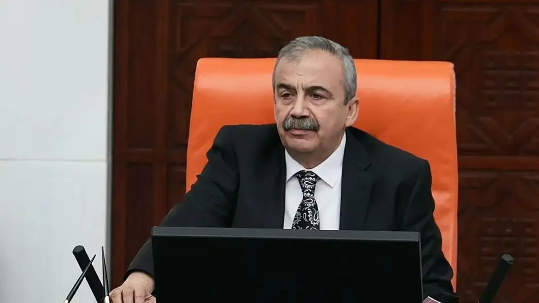 Son dakika! Sırrı Süreyya Önder'in cenaze programı belli oldu!