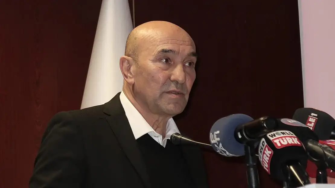 Soyer, depremi anlatırken gözyaşlarına hakim olamadı