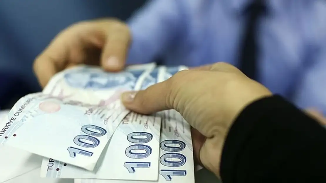 SSK emekli maaşı alanlar dikkat: Ayın 4'üne kadar para hesaplara geçecek - Ek ödeme yapılacak